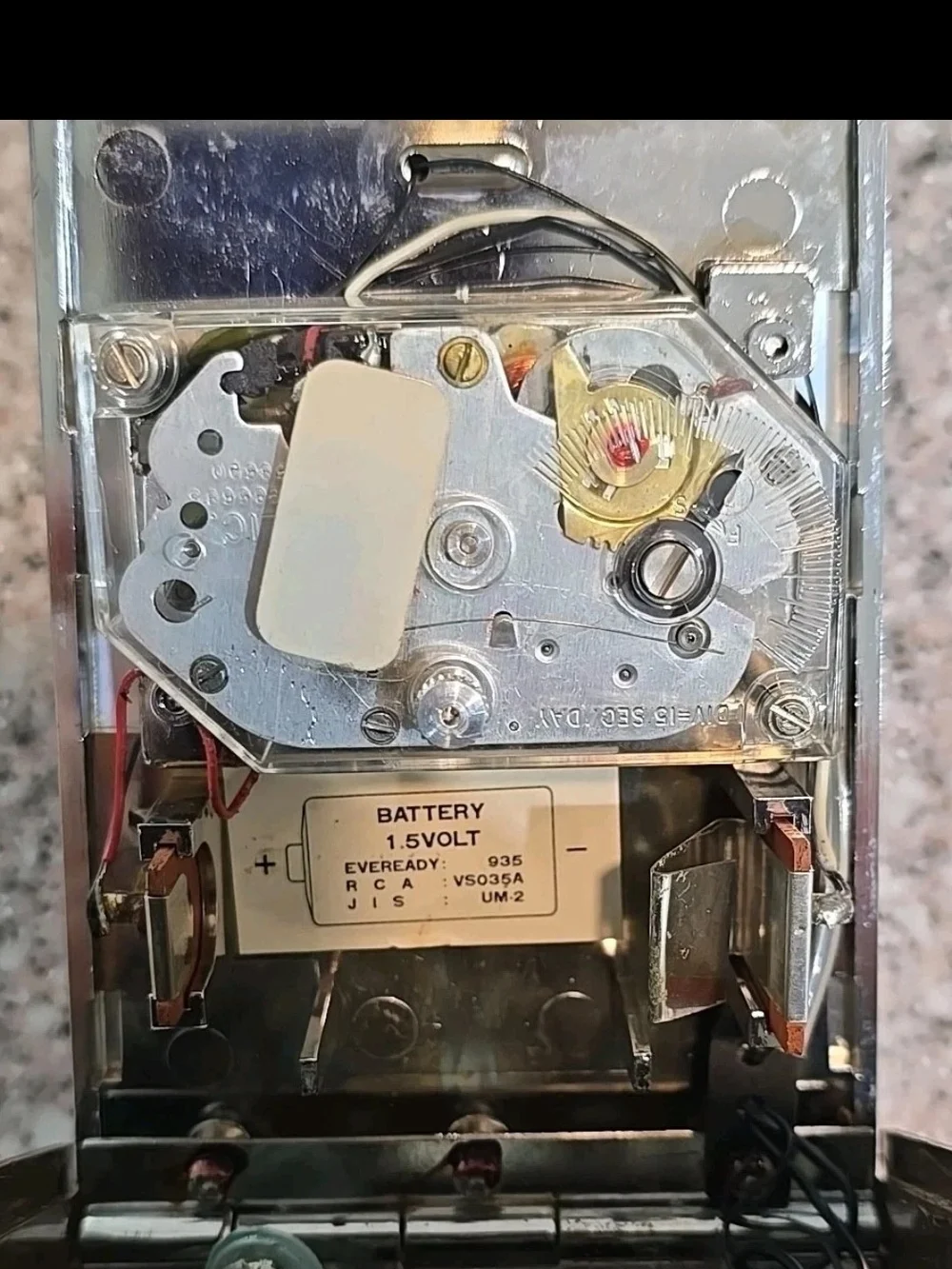 Vintage Footed Swivel General Time / Naco / Transistor Clock Radio